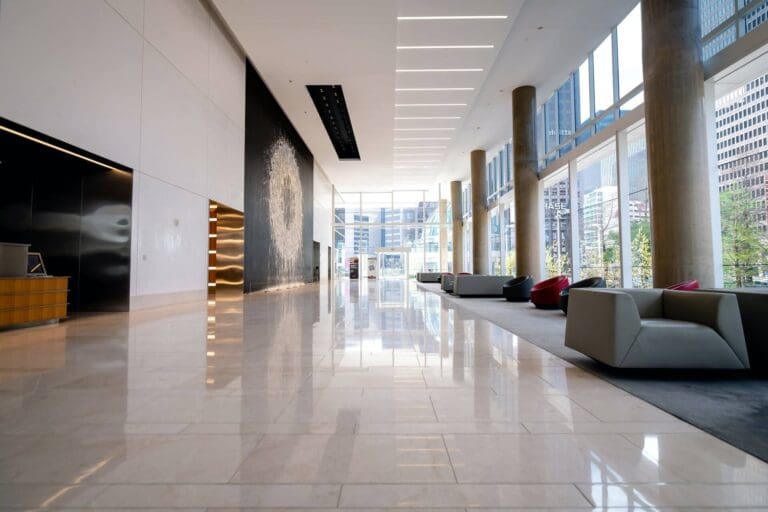 New Road Hotel - Image 2