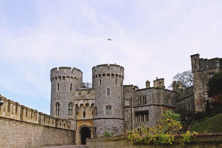 Stonehenge, Windsor Castle, and Bath from London - Image 5