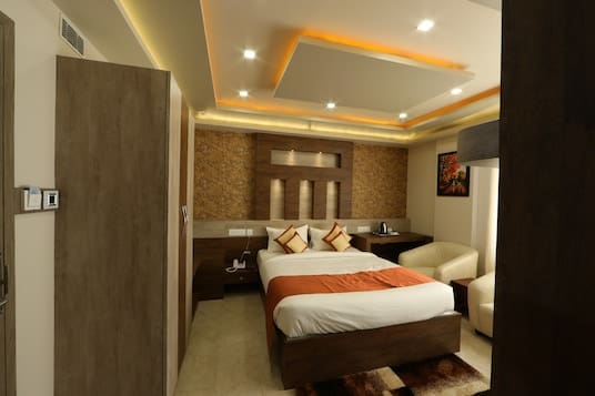 Aaccord Suites Inn - Image 10