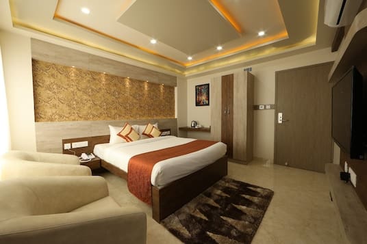 Aaccord Suites Inn - Image 7