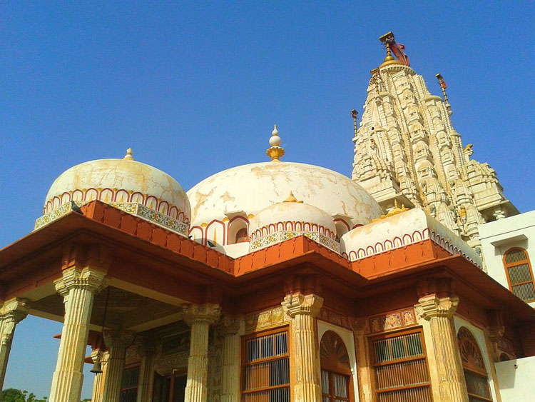 Jain Temple, Bikaner: A Spiritual Journey in the Heart of Rajasthan