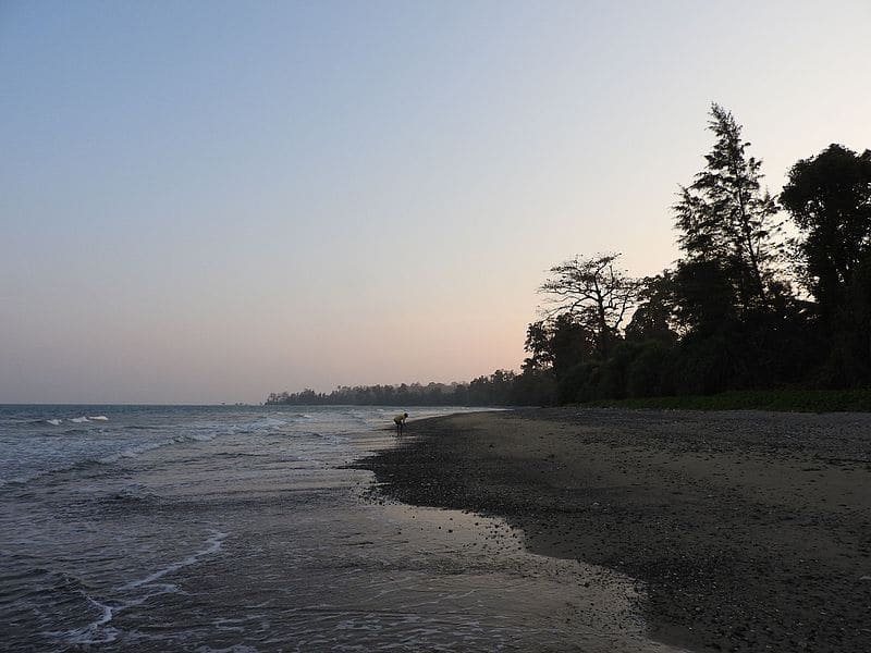 Cutbert Bay Beach, Rangat
