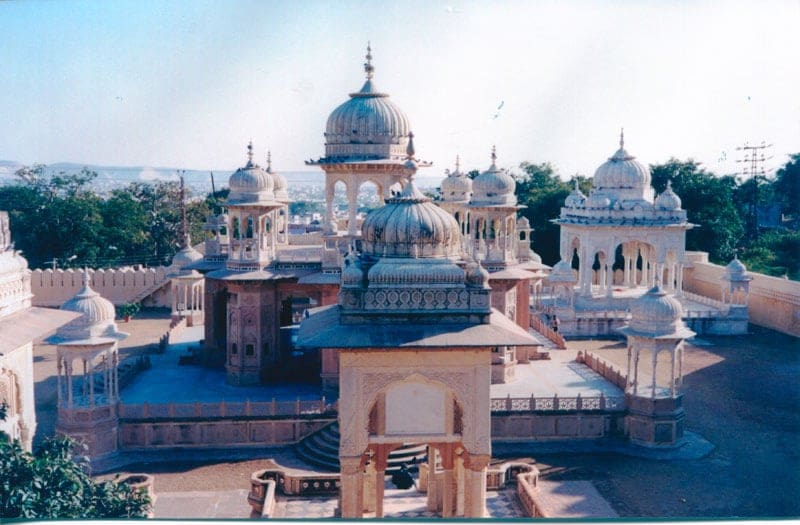 Exploring Gaitore, Jaipur: A Fascinating Journey into Royal Mausoleums