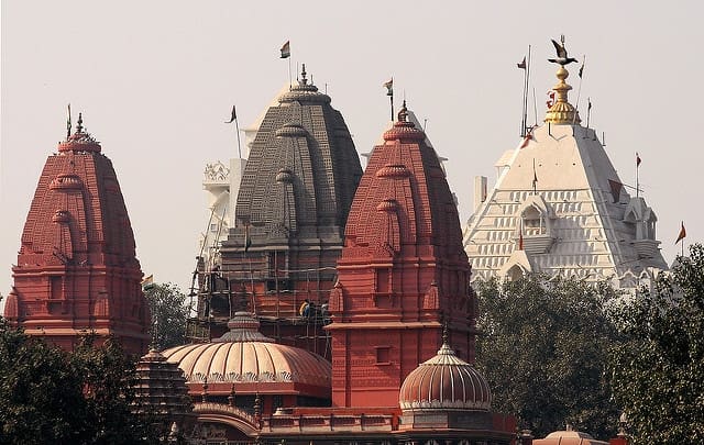 10 Most Famous Temples in Delhi